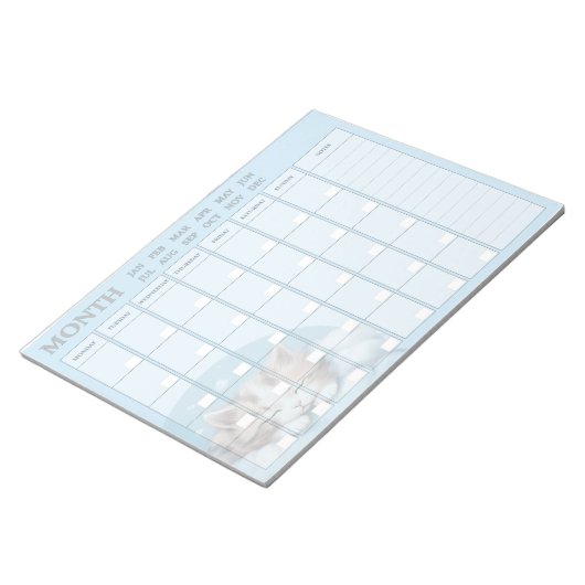 Monatsplaner mit Sleepy Kitty Notizblock (angewinkelt)