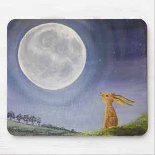 Mond, der Hase-Mäusematte anstarrt Mousepad
