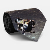 Mond-Lander und Erde Krawatte (Gerollt)