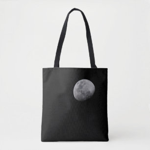 Mond mit schwarzem Himmel Sambia, Süd-Luangwa Tasche