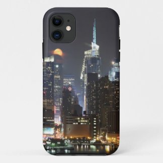 Mond steigt über Stadtmitte New York. Case-Mate iPhone Hülle