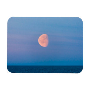 Mond über der Beringsee Russland Ferner Osten Magnet