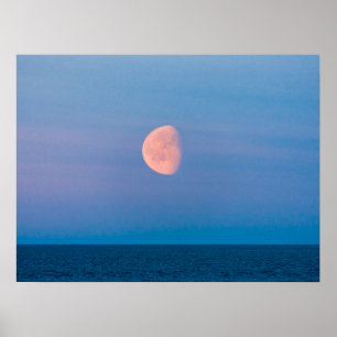 Mond über der Beringsee Russland Ferner Osten Poster