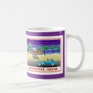 Mond über Miami lila Kaffeetasse