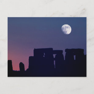 Mond über Stonehenge Wiltshire, England Postkarte