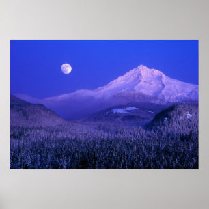 Mondaufgang über dem Mt Hood im Winter, Oregon Poster
