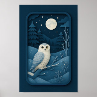 Mondbeschienene Eule im schneebedeckten Wald Poster