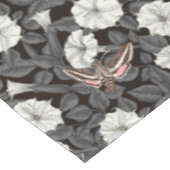 Mondblumen und Sphinx 2 Tischdecke (Schrägansicht)