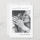 Mondern Script Elegant Minimal Wedding Verlobung Ankündigung (Vorderseite)