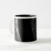 Mondfinsternis Zweifarbige Tasse (Vorderseite Links)