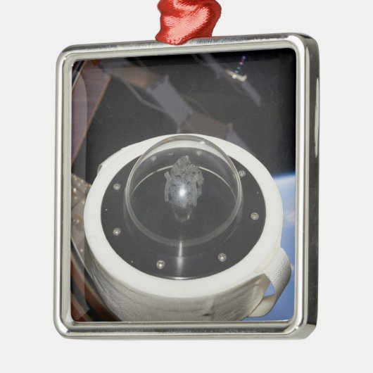 Mondgestein 3 ornament aus metall (Links)