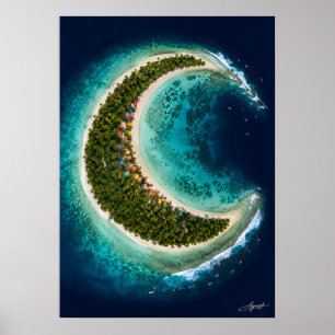 Mondhalbinsel mit Surfern in der Satellitenansicht Poster