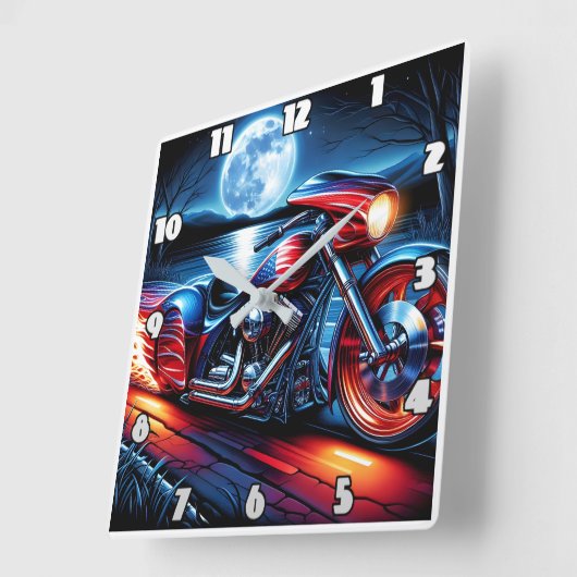 Mondlicht-Fahrt mit fahnengeschmücktem Fahrrad Quadratische Wanduhr (Winkel)