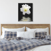 Mondlilie Leinwanddruck (Insitu (Schlafzimmer))