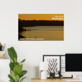 Monduraler Sonnenuntergangssee Poster (Heimbüro)