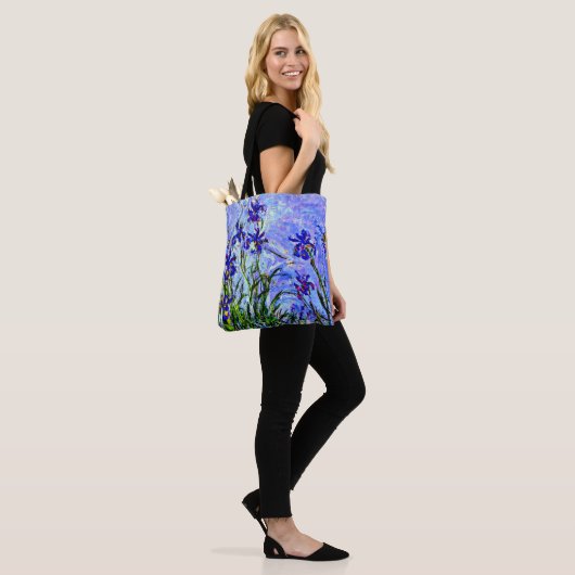 Monet - Lilac Irises, berühmtes Gemälde, Tasche (Am Model)