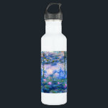 Monet Wasser-Lilien Trinkflasche<br><div class="desc">Monet Wasser-Lilienwasserflasche. Ölmalerei auf Leinwand ab 1916. Monet malte seinen berühmten Wasserlilienteich besessen während der letzten Jahre seiner Karriere und zeichnete Inspiration vom Licht der Sonne und sein verschiebeneffekt auf das Wasser und die WasserBlumen und das Laub. Diese Malerei kennzeichnet einen vibrierenden Gebrauch von Rosa, Blues und Purpur und macht...</div>