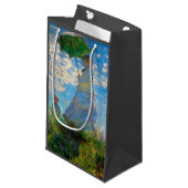 Monet Woman Parasol Impressionismus Kleine Geschenktüte (Vorderseite Schrägansicht)