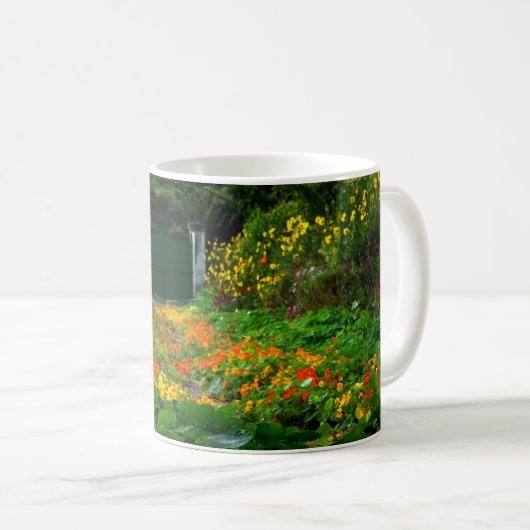 Monet's Garden, Giverny, Frankreich im Herbst Kaffeetasse (VorderseiteRechts)