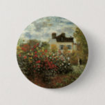 Monet's Garden in Argenteuil von Claude Monet Button<br><div class="desc">Der Artist's Garden in Argenteuil (Eine Ecke des Gartens mit Dahlias) (1873) von Claude Monet ist ein Vintager Impressionismus feiner Kunst Blumenmalerei. Ein Landhaus liegt im Hintergrund. Ein Paar in der Liebe geht vorbei an einem romantischen Frühlingsgarten mit blühenden Rose und anderen Blume. Über den Künstler: Claude Monet (1840-1926) war...</div>