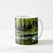 Monets Lily Pond with Willows, Giverny, Frankreich Kaffeetasse (VorderseiteRechts)