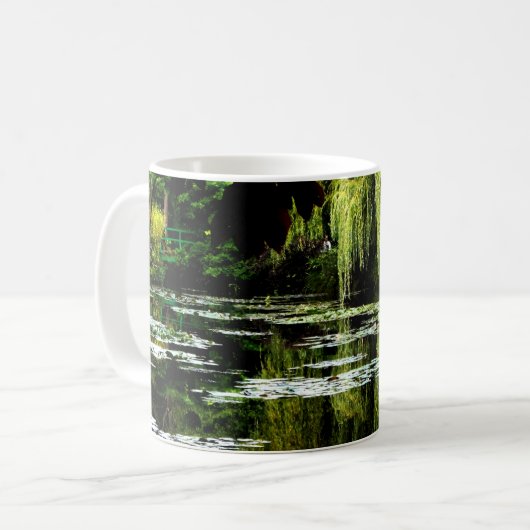 Monets Lily Pond with Willows, Giverny, Frankreich Kaffeetasse (Vorderseite Links)