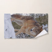 Mongolischer Alphawolf im Schnee Handtuch (Handtuch)