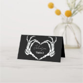 Mongram Gothic Skull Heart Hand Wedding Platzkarte (Vorderseite)