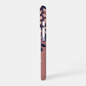 Mongram Navy Rose Wisteria Elegance iPhone 16 Hülle (Linke Seite)