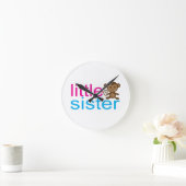 Monkey Little Sister Runde Wanduhr (Zuhause)