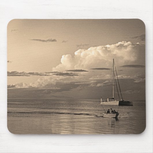 Monkey Mia Mousepad (Vorne)