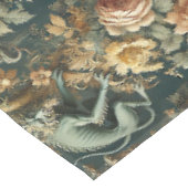 Monkey Minion Mischief - Baroque Large Print Tischdecke (Schrägansicht)