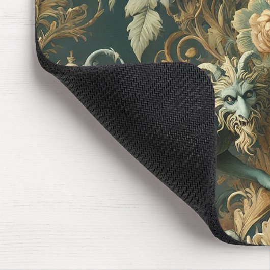 Monkey Minion Mischief - Gotisches Barock Mousepad (Ecke)