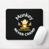 Monkey Never Cramp Eat A Banana Raglan Baseball Te Mousepad (Mit Mouse)