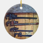 Monkey Wrenches Keramik Ornament (Hinten)