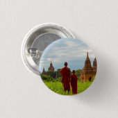 Monks with Ancient Temples Button (Vorne & Hinten)
