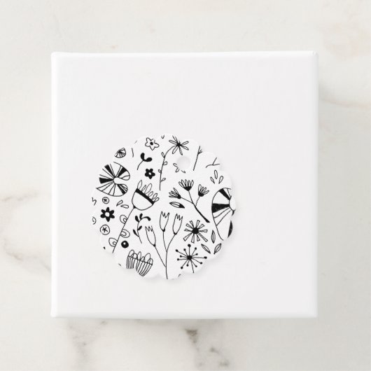 Monochrom der wild lebenden Blume Geschenkanhänger (Beispiel)