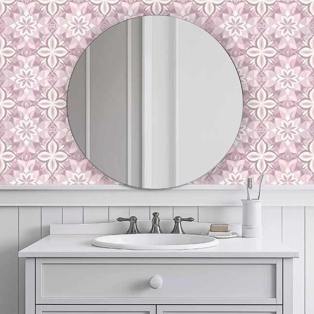 monochromatisch rosa geometrisch tapete (Monochromatic Pink Geometric Wallpaper in a white bathroom.)