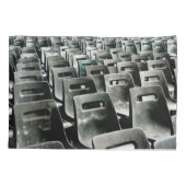 Monochromatische graue Stühle Kissenbezug (Rückseite)