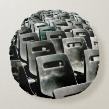 Monochromatische graue Stühle