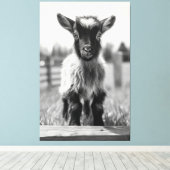 Monochromatisches Baby-Ziegenportrait Leinwanddruck (Insitu (Holzboden))