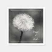 Monochromatisches Make-up aus weichem Kronenpapier Serviette (Vorderseite)