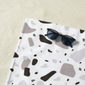 Monochromatisches Terrazzo-Muster Strandtuch (Beispiel)