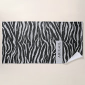 Monochrome Animal Print and Name Strandtuch (Vorderseite)