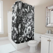 Monochrome antike Flora mit Schmetterlingen Duschvorhang (Beispiel)