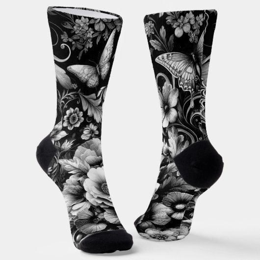 Monochrome antike Flora mit Schmetterlingen Socken (Gewinkelt)