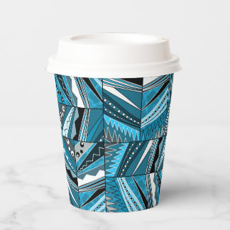 Monochrome blaue ethnische Ornamentik. Pappbecher