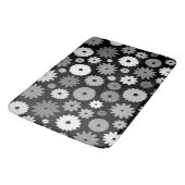 Monochrome Blüten großes Muster Badematte (Schrägansicht)