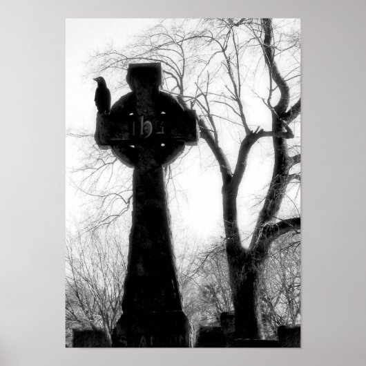 Monochrome Crow auf keltischem Kreuz Poster (Vorne)