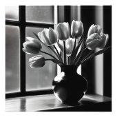 "Monochrome Eleganz: Schwarz-weißes Tulip Stillleb Fotodruck (Vorne)